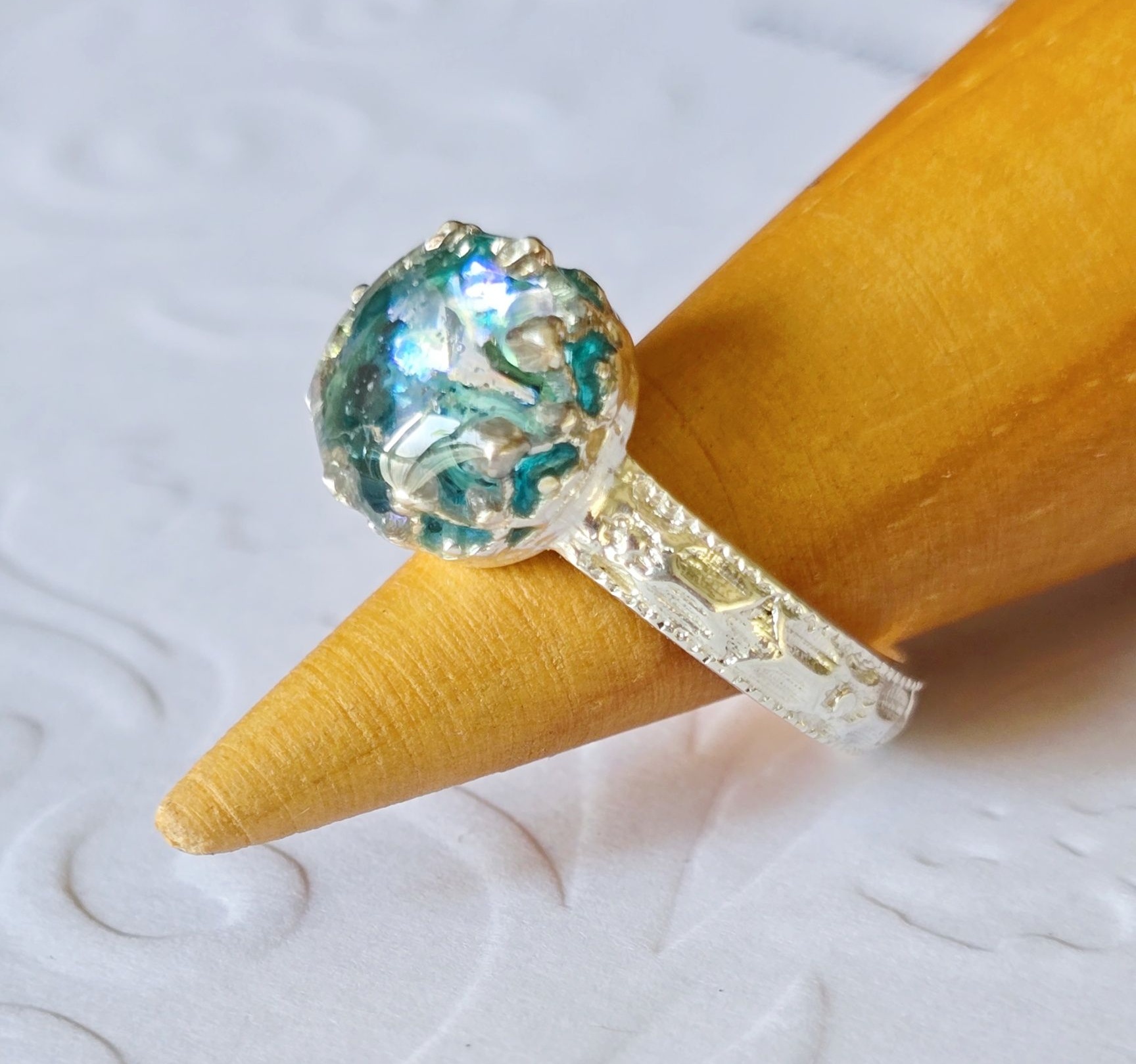 Anillo inspirado en los ojos de mamá
